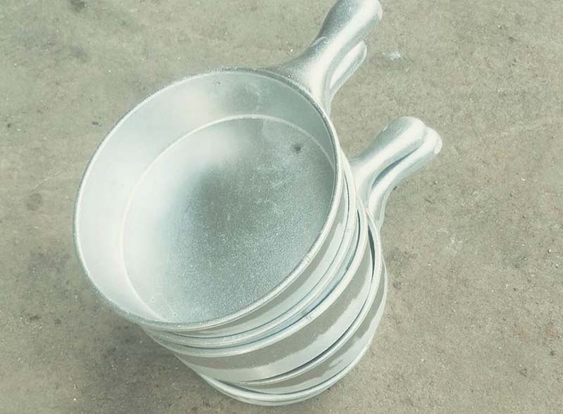 上海铝制小奶锅平底锅
